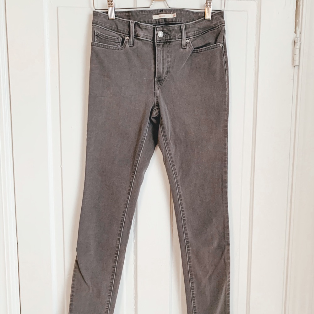 Levi 711 Skinny in gray wash